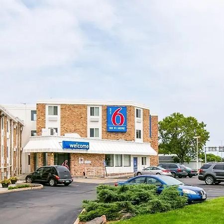 Motel 6 Minneapolis Airport - Mall Of America Экстерьер фото