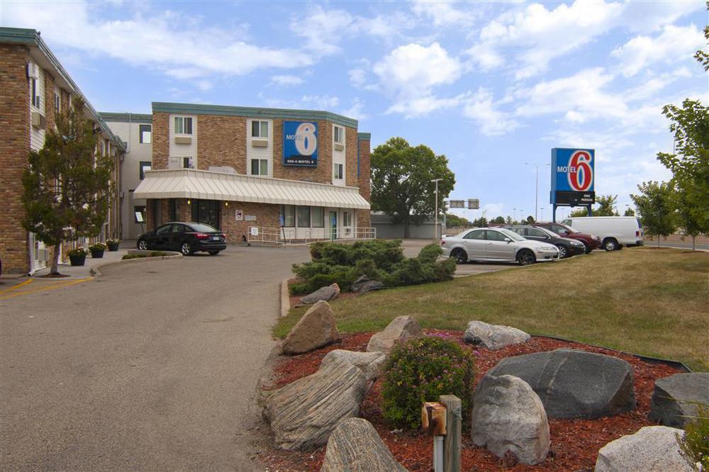 Motel 6 Minneapolis Airport - Mall Of America Экстерьер фото