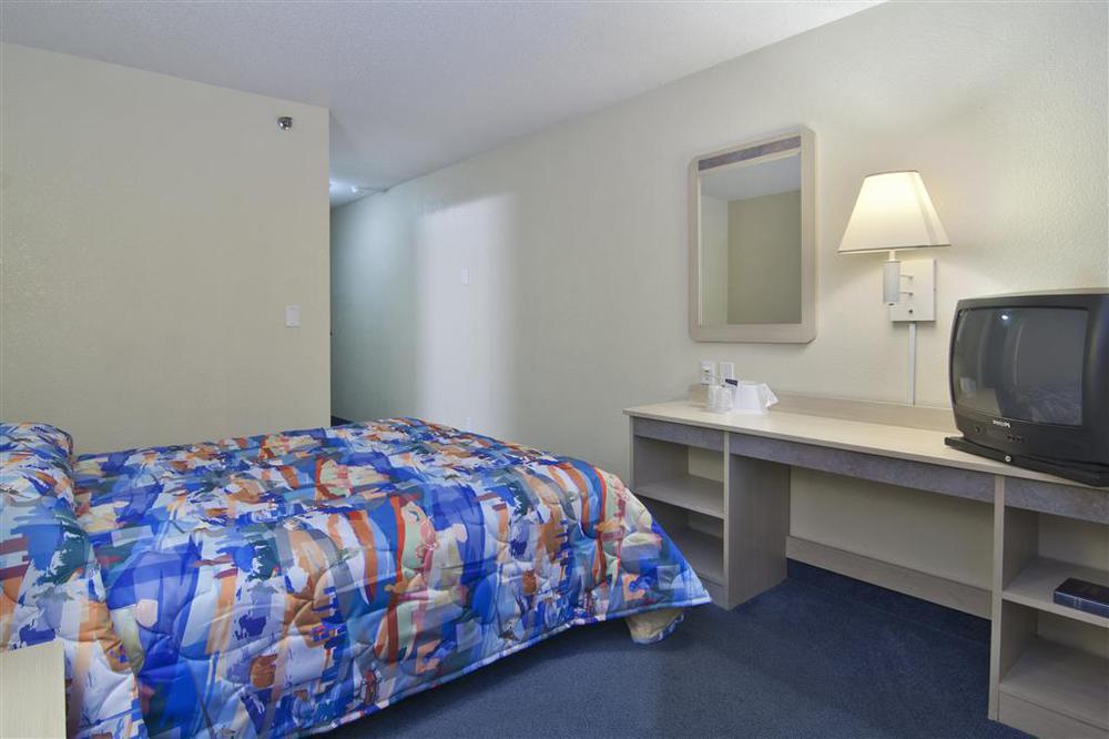Motel 6 Minneapolis Airport - Mall Of America Номер фото