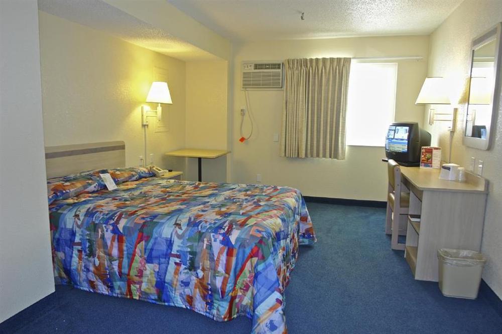 Motel 6 Minneapolis Airport - Mall Of America Номер фото